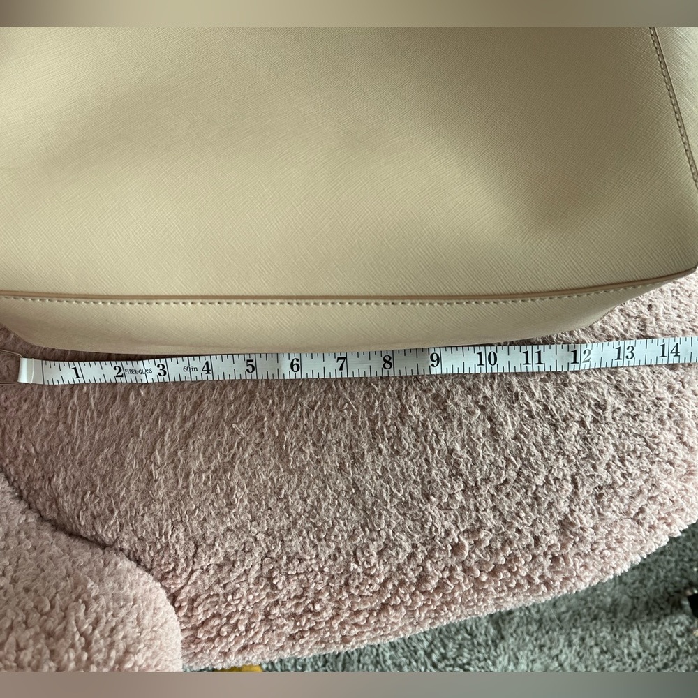 Tory Burch Saffiano Leather Tote/ Light Oak/Excellent Condition - Picture 15 of 16